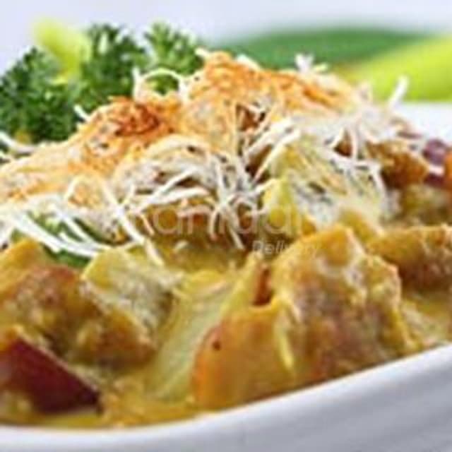 Baked Portuguese Style Chicken on Rice — 焗葡國雞飯