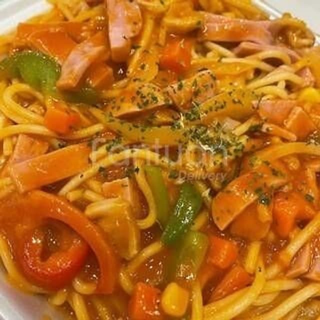 Stewed Shredded Chicken & Ham on Spaghetti — 火腿雞絲燴意粉