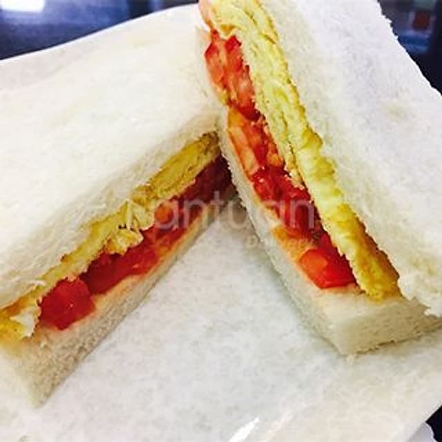 Tomato & Egg Sandwich — 鮮茄雞蛋三文治